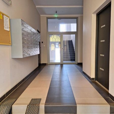 Apartament 51 Z Miejscem Parkingowym Torun Exterior photo
